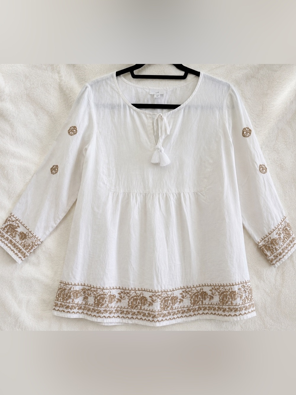 J. Jill White Linen Blend Embroidered Tunic Top Medium Boho Tassel Tie Floral
